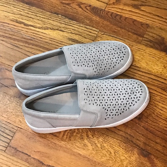 Vionic Grey Gray Kani Slip On Sneaker Womens Fashion Shoes
7.5
Smoke Free Home - Picture 11 of 13